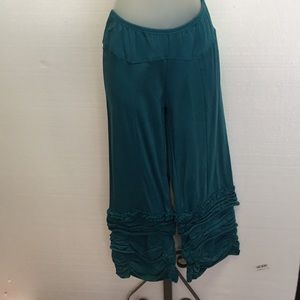 Teal Ruffle capri